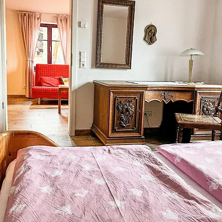 Storchenhof Appartement *