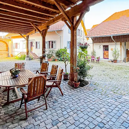 Storchenhof * Teningen