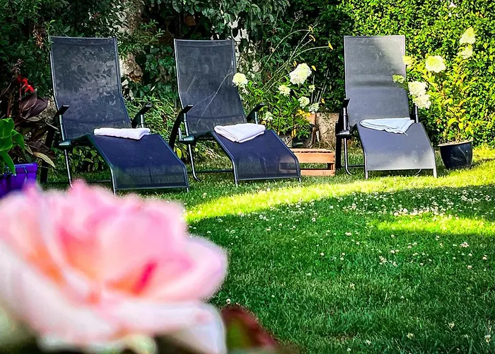 Storchenhof Apartman *